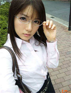 大胸色情美女爆乳AI换脸