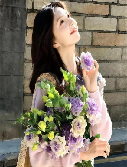 幕后花絮：深入《一个可疑的员工》的世界：全面解读与深度深度分析